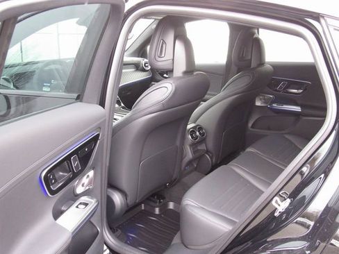 New 2026 Mercedes-Benz GLC 300 4MATIC image 14