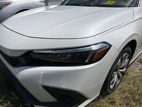 Used 2022 Honda Civic LX image 4