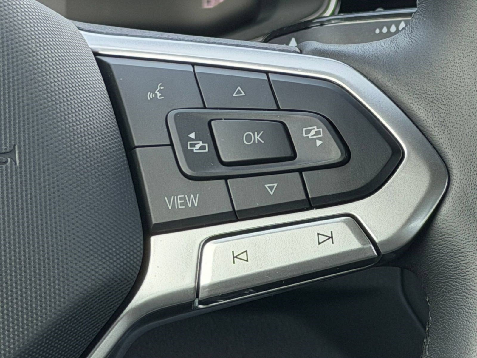 New 2026 Volkswagen Jetta Sport FWD image 17