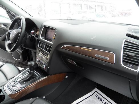 Used 2016 Audi Q5 2.0T Premium Plus w/ Technology Package image 12