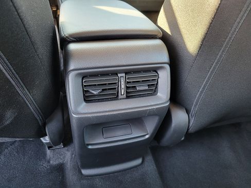 Used 2024 Honda CR-V LX image 11