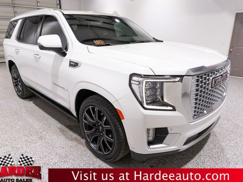Used 2024 GMC Yukon Denali w/ Advanced Technology Package AWD/4WD image 6
