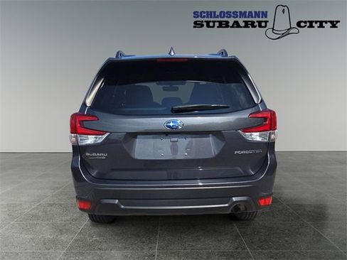 Certified 2022 Subaru Forester Premium image 8