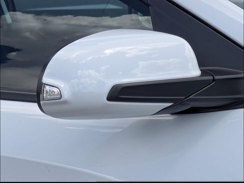 Used 2019 Hyundai Kona SEL w/ Cargo Package FWD image 12
