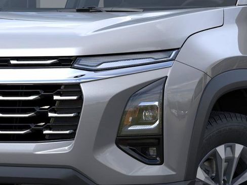 New 2026 Chevrolet Equinox LT w/ Convenience Package II FWD image 47
