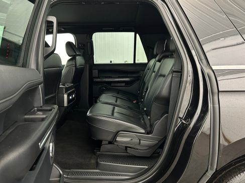 Used 2021 Ford Expedition Max XLT image 29