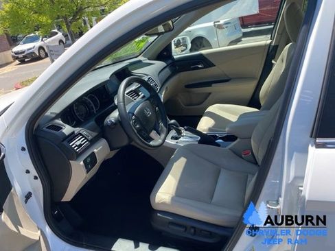 Used 2014 Honda Accord EX-L image 25