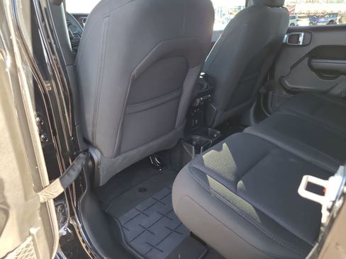 Used 2023 Jeep Wrangler Unlimited Sport image 20