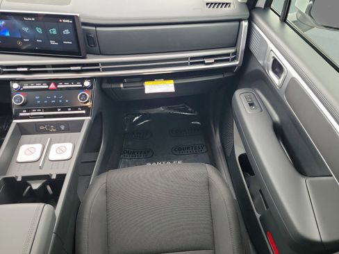 New 2026 Hyundai Santa Fe SE image 17