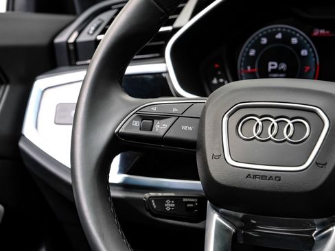 Used 2024 Audi Q3 2.0T Premium Plus w/ Premium Plus Package image 21