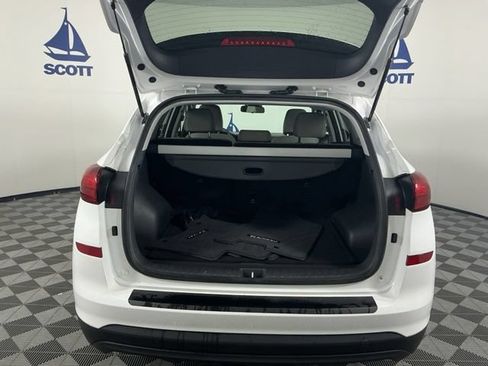 Used 2020 Hyundai Tucson SE w/ Cargo Package AWD/4WD image 22