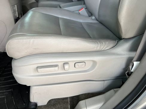 Used 2013 Honda Odyssey Touring image 15