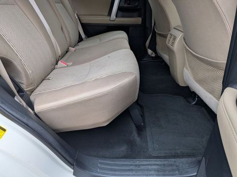 Used 2011 Toyota 4Runner SR5 image 20