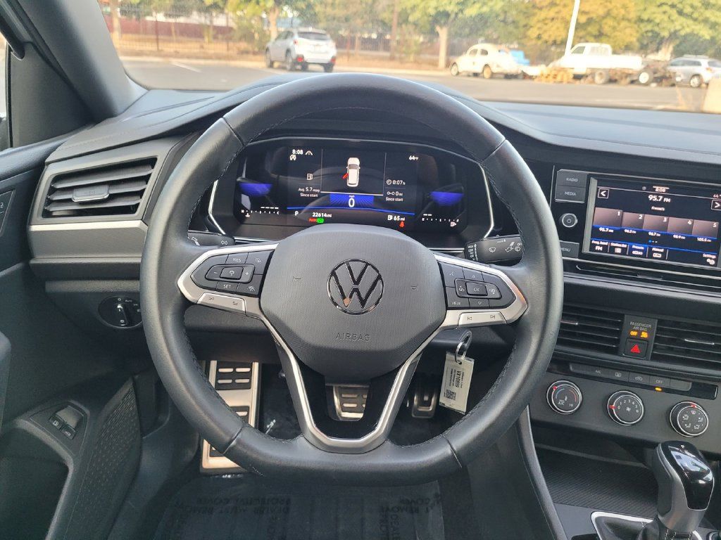 Used 2023 Volkswagen Jetta Sport FWD image 17