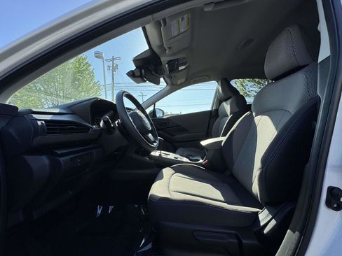 Used 2024 Subaru Crosstrek 2.0i Premium AWD/4WD image 14