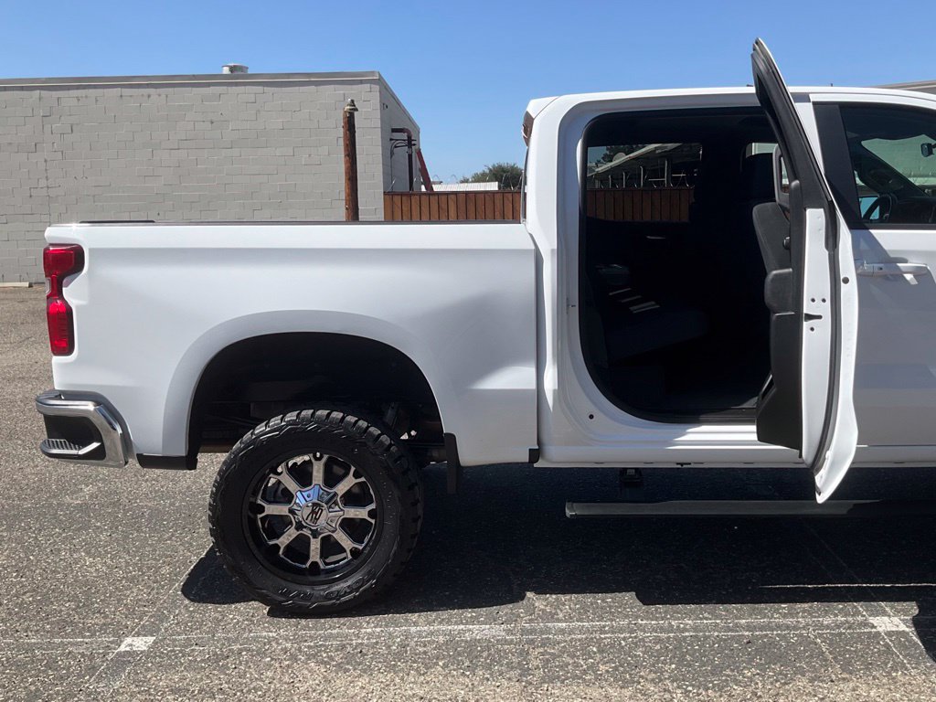 Used 2019 Chevrolet Silverado 1500 LT w/ All-Star Edition AWD/4WD image 24