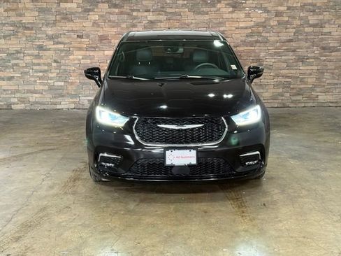 Used 2025 Chrysler Pacifica Select FWD image 30