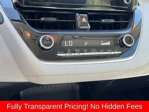 Used 2020 Toyota Corolla LE FWD image 28
