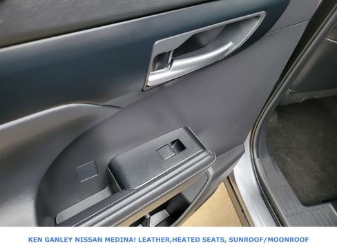 Used 2023 Toyota Highlander L image 43