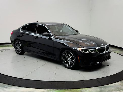Used 2020 BMW 330i Sedan w/ Convenience Package RWD image 3