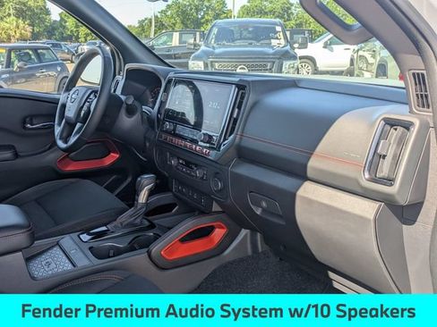 Used 2025 Nissan Frontier Pro-X w/ Pro Convenience Package RWD image 28