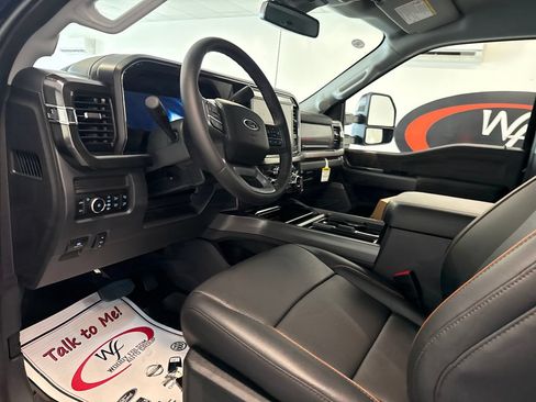 New 2026 Ford F250 Lariat w/ Black Appearance Package AWD/4WD image 13