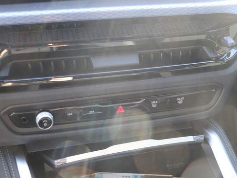 Certified 2025 BMW 430i Coupe w/ M Sport Package image 22