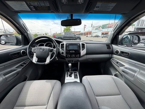 Used 2015 Toyota Tacoma 4x4 Double Cab image 21