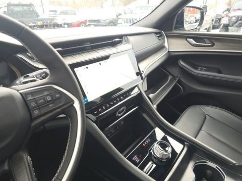 New 2026 Jeep Grand Cherokee Limited image 25