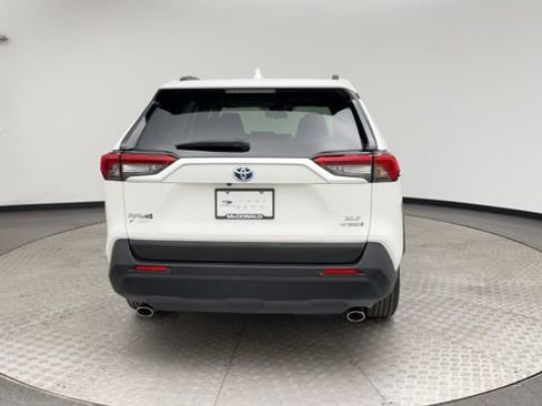 Used 2023 Toyota RAV4 XLE w/ Convenience Package AWD/4WD image 3