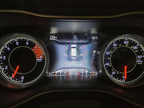 Used 2019 Jeep Cherokee Trailhawk w/ Trailer Tow Group image 23