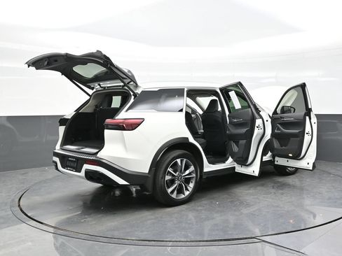 Used 2023 INFINITI QX60 Luxe w/ Performance Audio Package AWD/4WD image 45