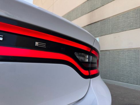 Used 2021 Dodge Charger SXT w/ Leather Interior Group RWD image 30