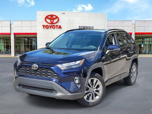 Used 2022 Toyota RAV4 XLE Premium FWD image 1