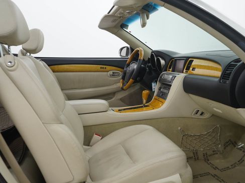 Used 2002 Lexus SC 430 Convertible RWD image 12