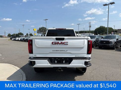 Used 2024 GMC Sierra 2500 Denali w/ Denali Reserve Package AWD/4WD image 5