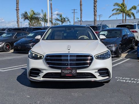 Used 2023 Mercedes-Benz S 580 4MATIC Sedan image 2