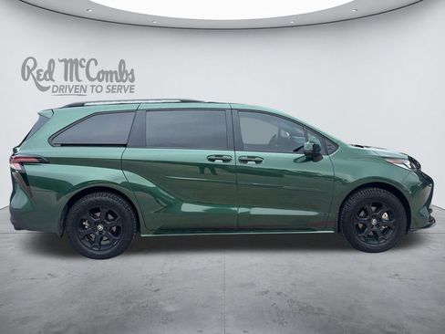 Used 2025 Toyota Sienna XLE Woodland Edition AWD/4WD image 6