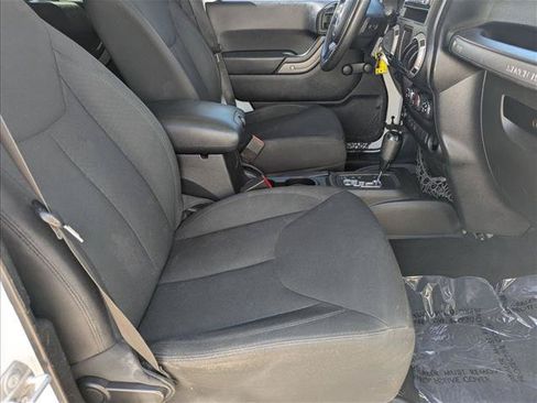Used 2016 Jeep Wrangler Unlimited Sport w/ Max Tow Package AWD/4WD image 19
