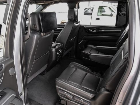 Used 2021 GMC Yukon XL Denali w/ Denali Premium Package RWD image 43