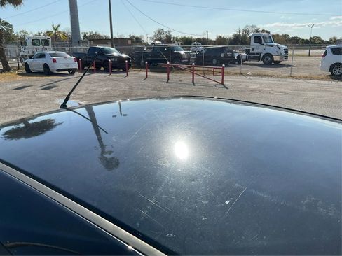 Used 2011 MAZDA MAZDA2 Sport image 11