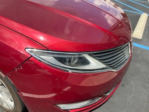 Used 2016 Lincoln MKZ FWD image 3