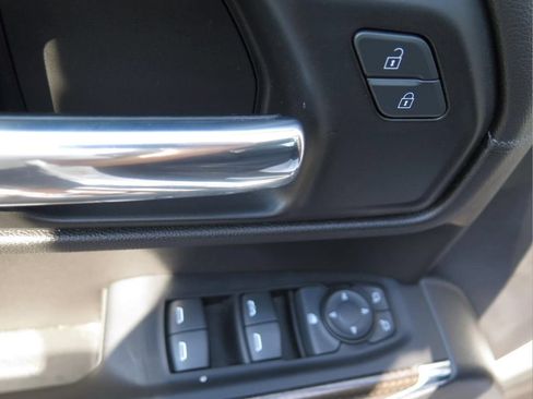 Certified 2019 Chevrolet Silverado 1500 LT w/ All-Star Edition AWD/4WD image 12