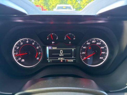 Used 2018 Chevrolet Camaro LT w/ RS Package RWD image 11