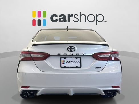 Used 2018 Toyota Camry XSE w/ Driver Assist Package FWD image 4