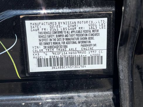 Used 2025 Nissan Sentra SV FWD image 25