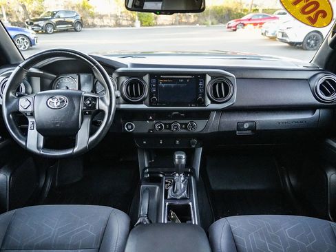 Used 2016 Toyota Tacoma TRD Off-Road w/ Towing Package image 15