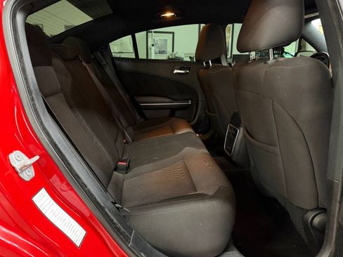 Used 2022 Dodge Charger SXT RWD image 15