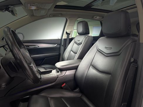 Used 2019 Cadillac XT5 Luxury AWD/4WD image 14