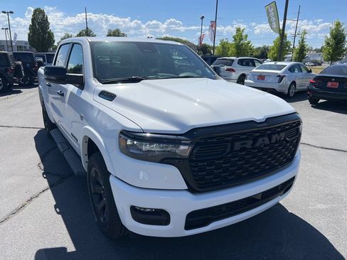 Used 2026 RAM 1500 Big Horn AWD/4WD image 5